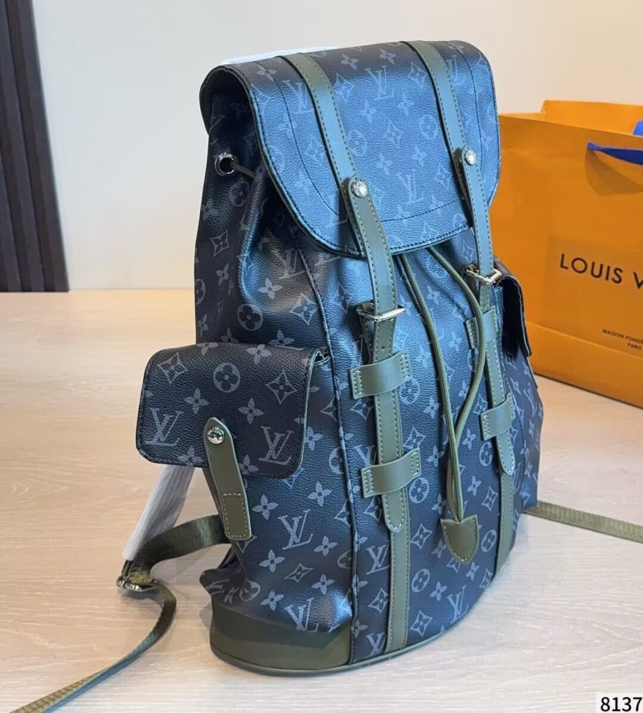 新品 ルイヴィトン LOUIS VUITTON バッグ｜買い物の日にMMサイズを日常目線で確認 - 商品画像 3