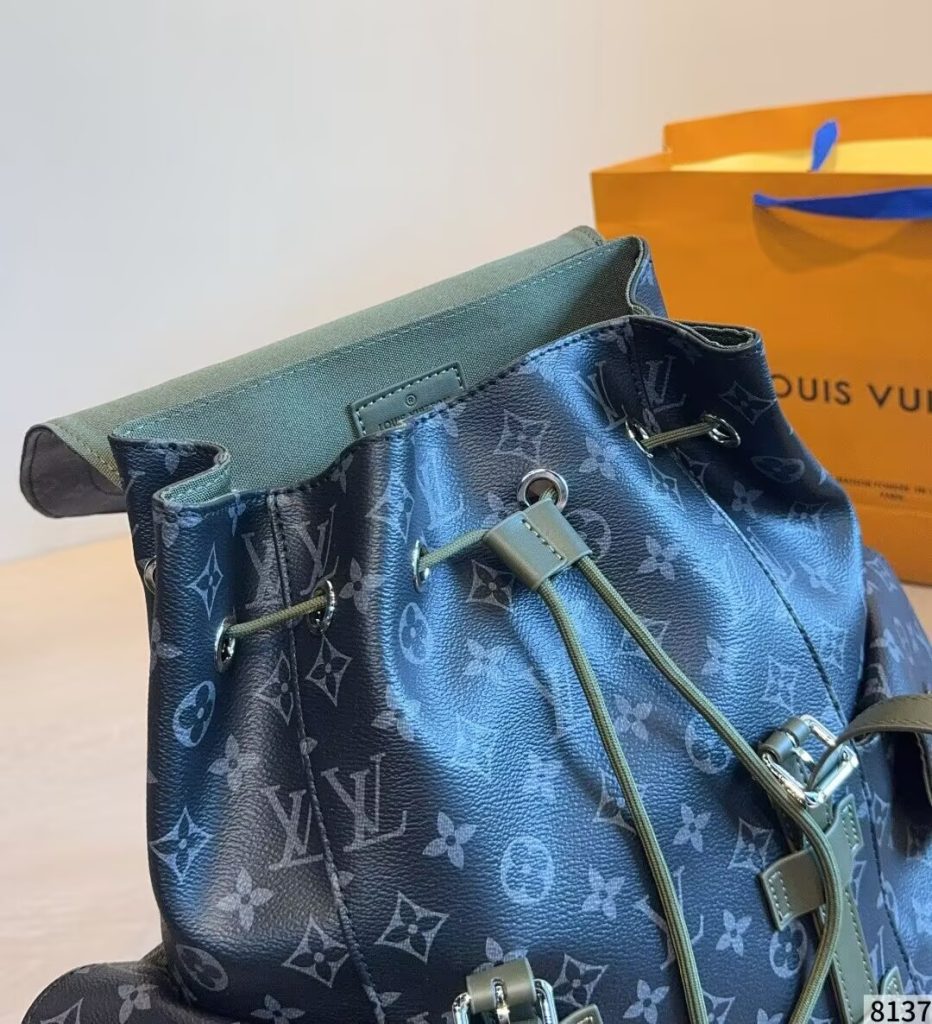 新品 ルイヴィトン LOUIS VUITTON バッグ｜買い物の日にMMサイズを日常目線で確認 - 商品画像 7