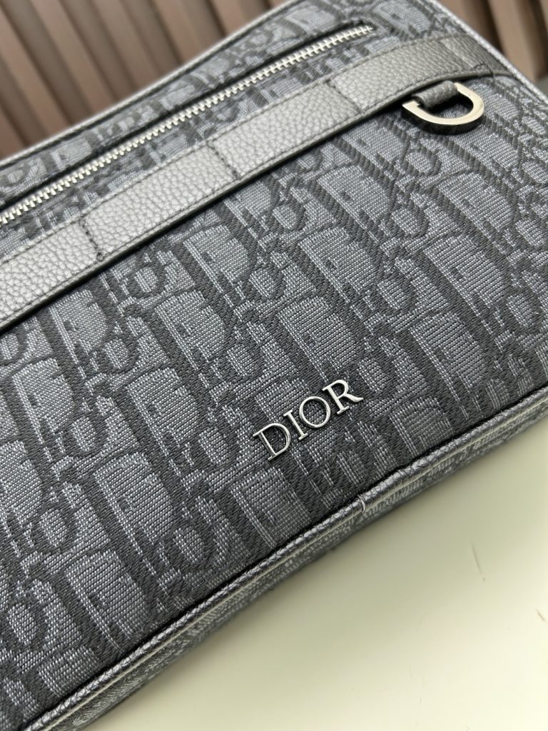 Dior モノグラム バッグ｜週末の外出に見るポイント - 商品画像 7