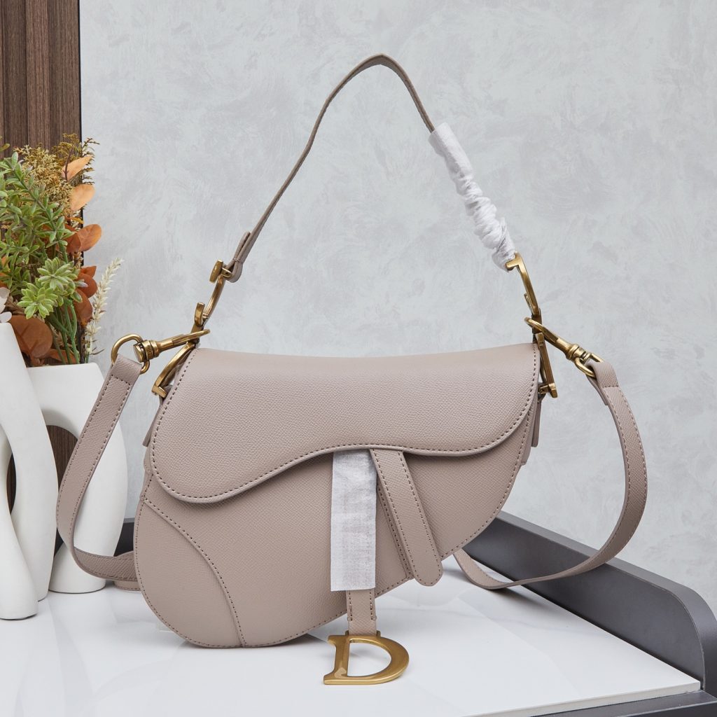 クリスチャンディオール サドル バッグ CHRISTIAN DIOR SADDLE BAG ショルダーバッグ ハンドバッグ レディースバッグ オシャレ ゴールド金具 4色 - 画像 4