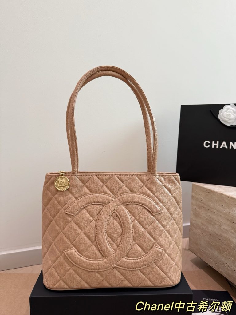 シャネル CHANEL レディースバッグ キャビアスキン｜通勤の日に持ち方を購入前に確認 - 商品画像 5