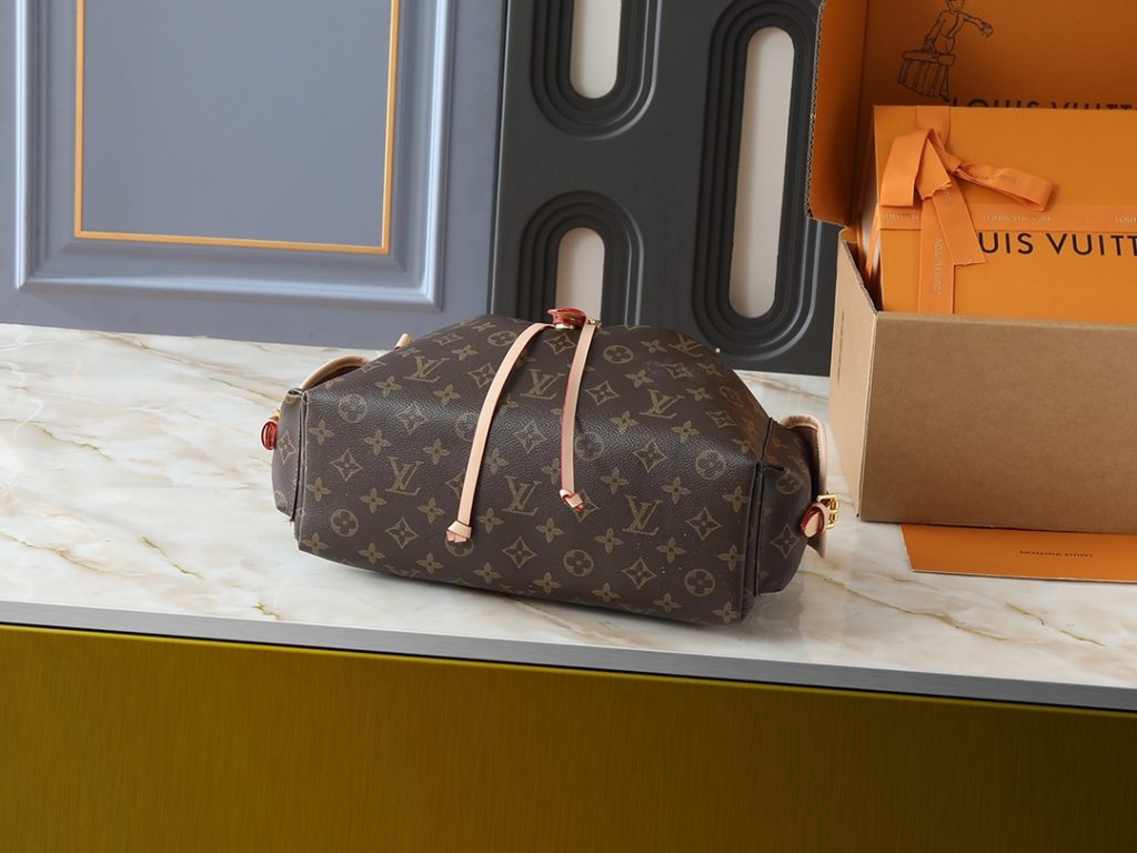 LOUIS VUITTON　ルイヴィトン　オディセ　ショルダーバッグ　ハンドバッグ　モノグラム　カバン　レディースバッグ - 画像 4