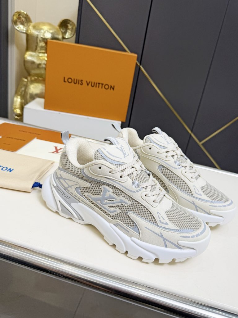 スニーカー Louis Vuittonルイヴィトン シューズ｜週末にギフト前の確認の見え方を確認 - 商品画像 4