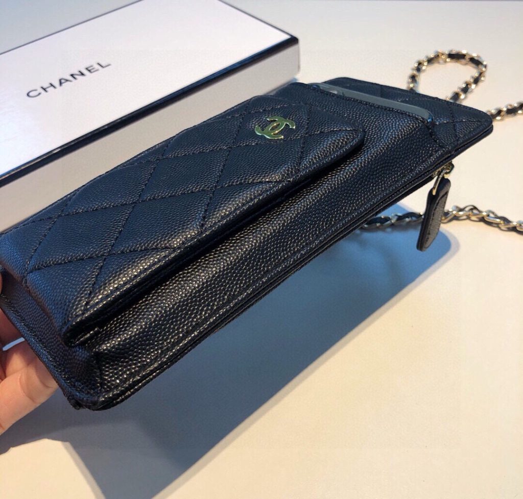 CHANEL　シャネル　ココマーク　チェーンショルダー　フォンケース　スマホケース　携帯ケース　ポシェット　モバイルショルダーポーチ - 画像 3