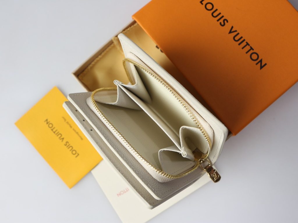 LOUIS VUITTON ルイヴィトン　M81927　モノグラム　 アンプラント ポルトフォイユ・クレア 　二つ折り財布　ホワイト - 画像 5