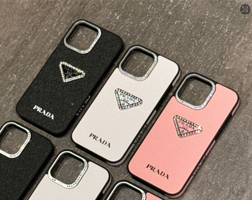 PRADA 財布｜カード収納と厚みを写真で確認 - 商品画像 2