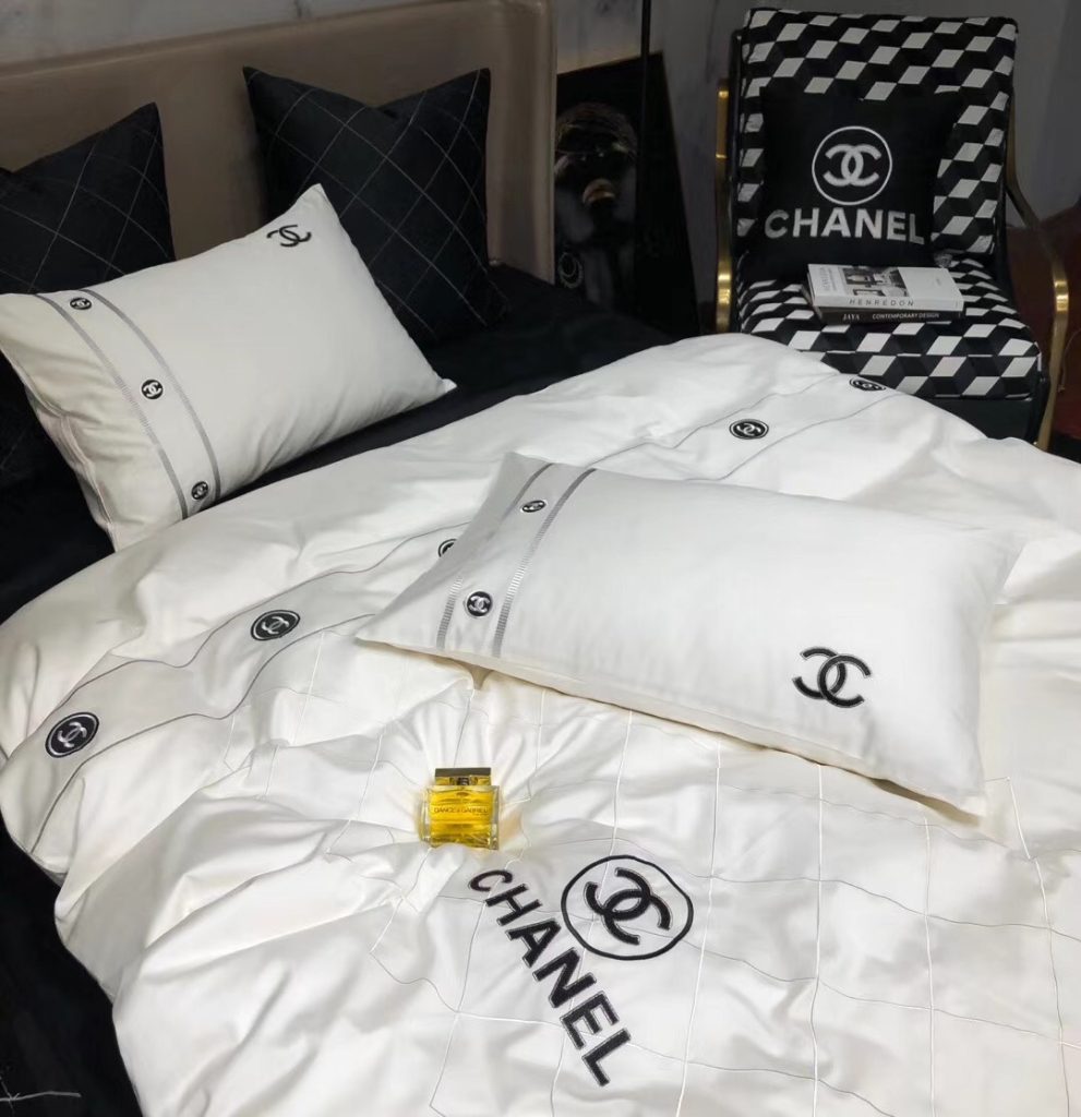 シャネル布団カバーセット刺繍系　4点ベッド寝具セットCHANEL　掛け布団カバー/ボックスシーツ　新居用品ゴージャス　選べる2種 - 画像 2