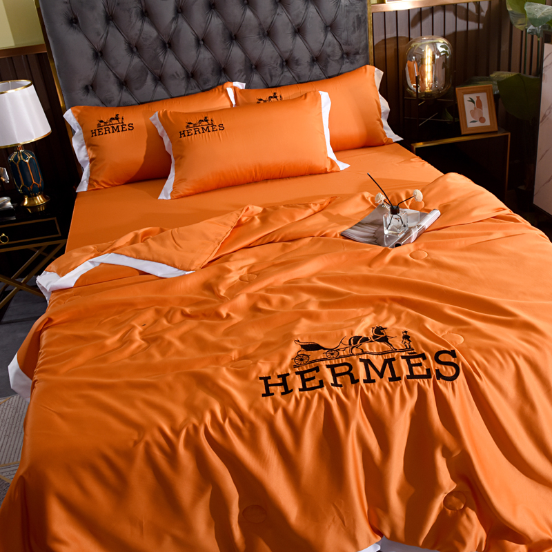 Hermes エルメス　夏布団セット4点　羽毛肌掛け布団/ベッドシーツ/枕カバー　ひんやり接触冷感キルトケット　シルク刺繍 - 画像 2