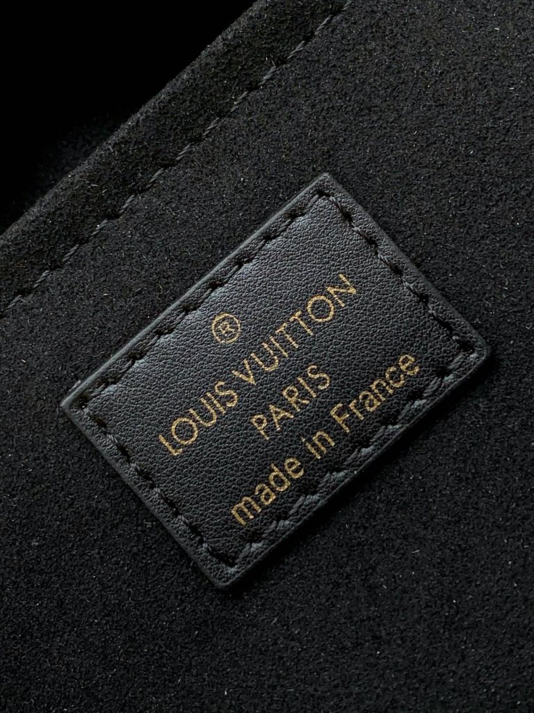 ルイヴィトン　LOUIS VUITTON　オンザゴー EW　OnTheGo East West　大人可愛い　レディースミニトート　モノグラム　ハンドバッグ　ショルダーバッグ　レディース　3色選択可 - 画像 6
