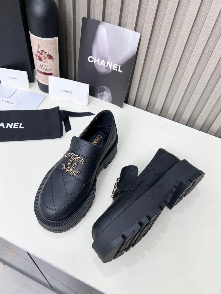 上品 CHANEL シャネル ローファー CCロゴ レディース クラシカル 靴 ソールローファー - 画像 7