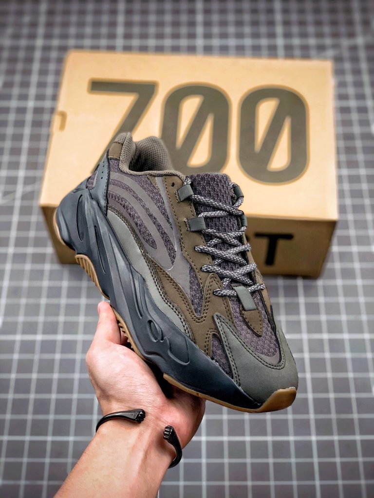 人気　アディダス　イージーブースト700V2 ヴェンタ　ローカットスニーカー　YEEZY BOOST 700 V2 Vanta　レディース　メンズ　スニーカー - 画像 3
