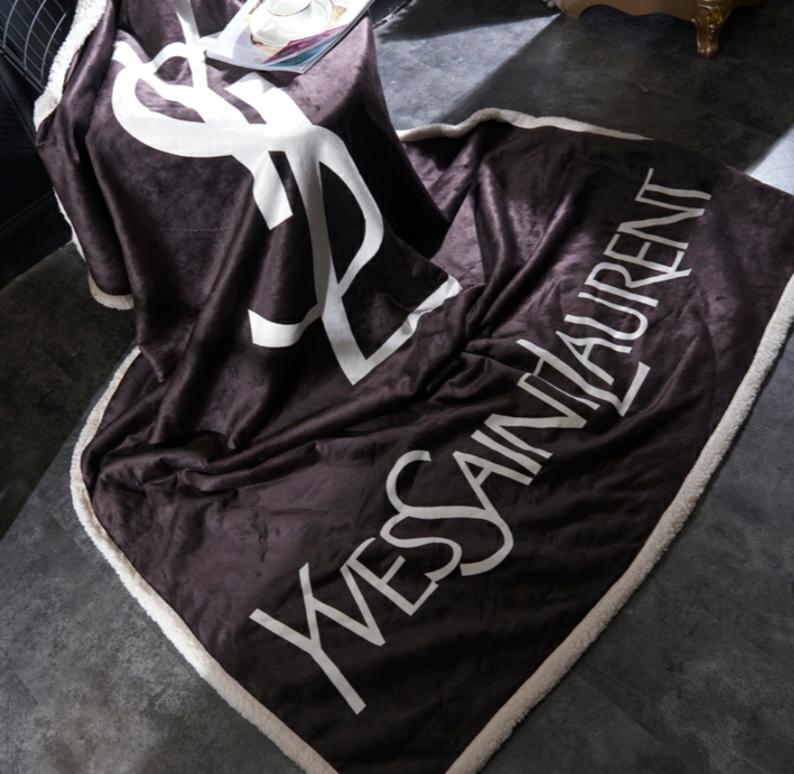 YvesSaintlaurent　イヴサンローラン　ブラック　ブランケット　もこもこ毛布　ひざ掛け毛布　昼寝用毛布　肩掛け毛布　新品/送料込み② - 画像 2