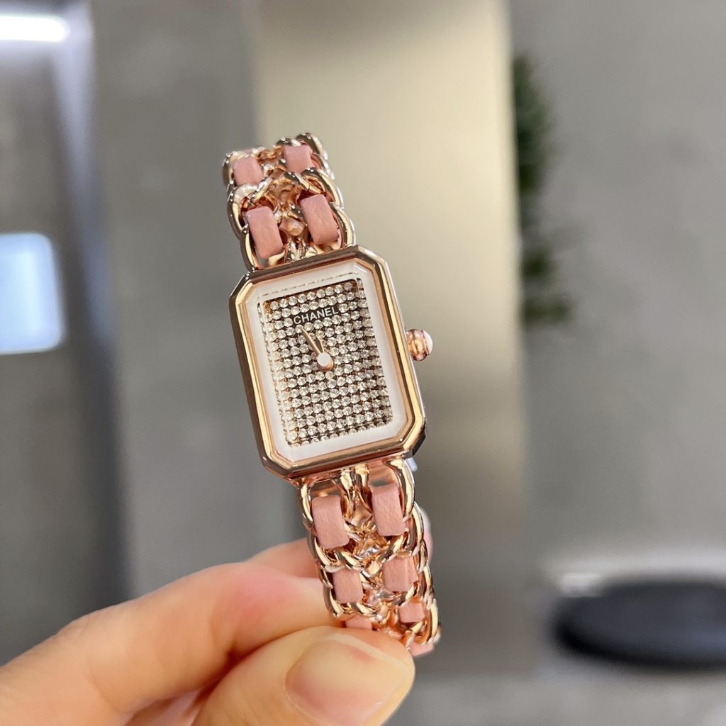 Chanel シャネル👜✨Chanel プレミエール 中古 レディース腕時計 方糖✨1987年 パリ フェルスマン広場 インスピレーション❤️ マンガンガラス オニキス 26.1mm🕰️ - 画像 2