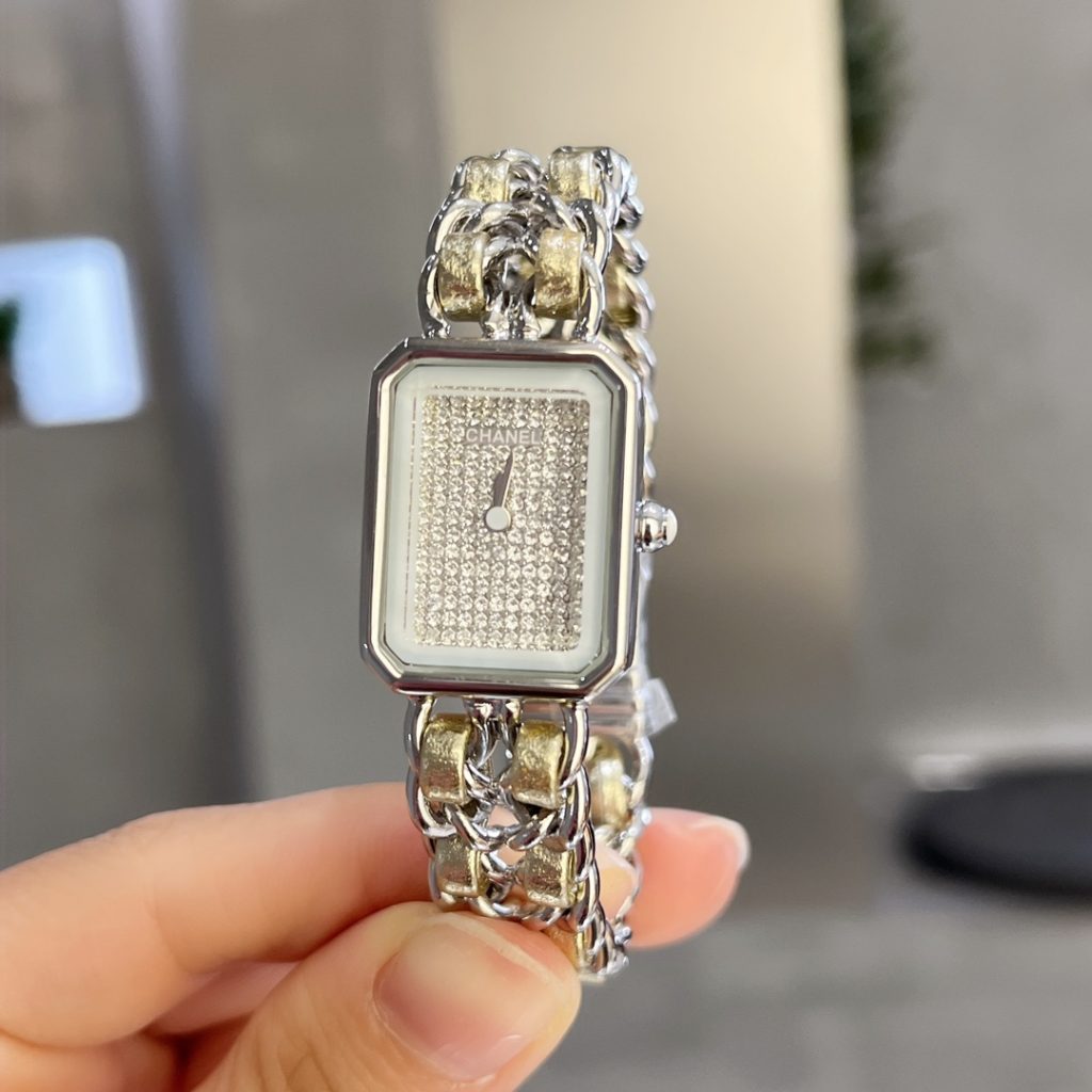 Chanel シャネル👜✨Chanel プレミエール 中古 レディース腕時計 方糖✨1987年 パリ フェルスマン広場 インスピレーション❤️ マンガンガラス オニキス 26.1mm🕰️ - 画像 5