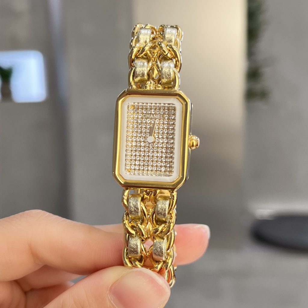 Chanel シャネル👜✨Chanel プレミエール 中古 レディース腕時計 方糖✨1987年 パリ フェルスマン広場 インスピレーション❤️ マンガンガラス オニキス 26.1mm🕰️ - 画像 6