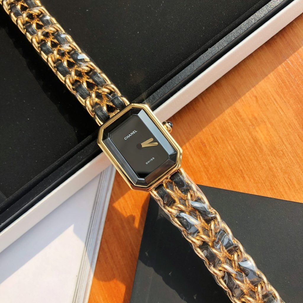 Chanel シャネル【新作登場】611 多機能デザイン✨ 高品質素材で快適使用🎯 9点画像で詳細確認🖼️ 今すぐチェック💫 お得なプライス🔥 - 画像 2