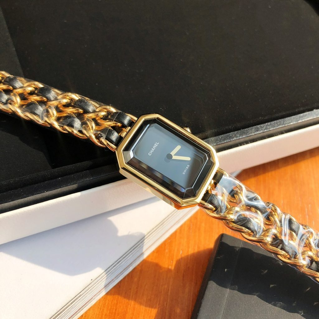 Chanel シャネル【新作登場】611 多機能デザイン✨ 高品質素材で快適使用🎯 9点画像で詳細確認🖼️ 今すぐチェック💫 お得なプライス🔥 - 画像 4