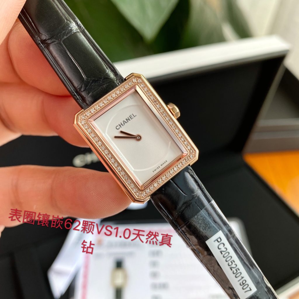 Chanel シャネル【新作登場】617 多機能デザイン✨ 9点画像で徹底解説📸 高品質アイテム🎯 今すぐチェック💫 お得な限定品🎁 - 画像 3
