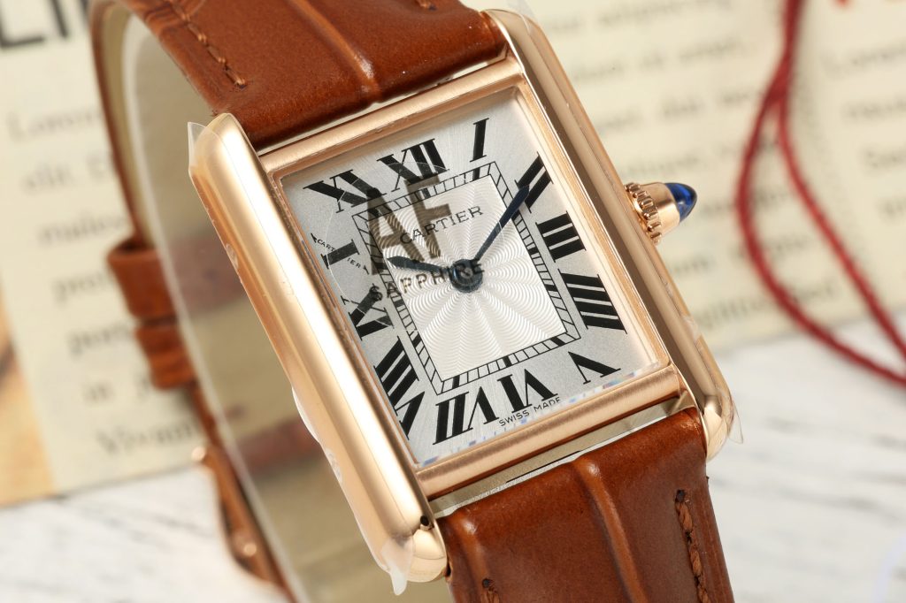 Cartier カルティエ✨【Cartier 】カルティエ 時計 レディース 人気モデル💎 ラグジュアリー 高級腕時計⌚ ギフト🎁 7点画像付き🎀 - 画像 2