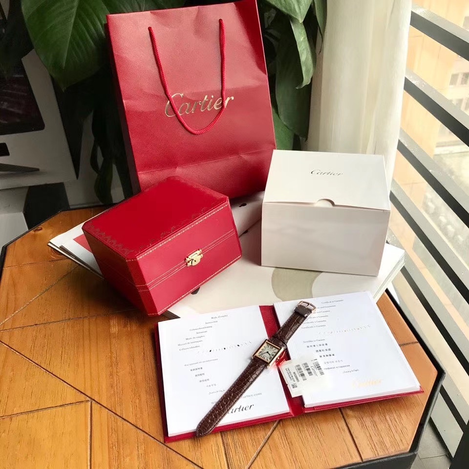 Cartier カルティエ✨【Cartier サントス 100】✨ 高級腕時計 メンズ 人気モデル 💎 自動巻き ラグジュアリー ギフト 🎁 贈り物に最適 ⌚ - 画像 3