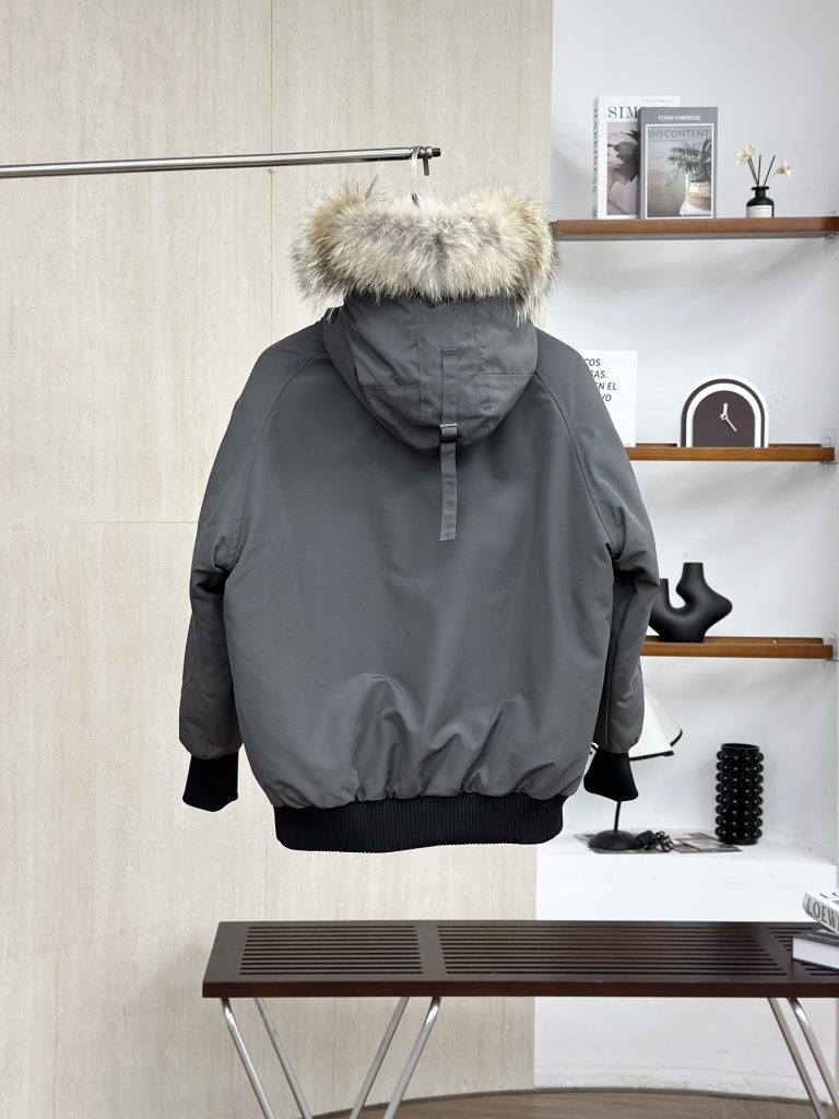 CANADA GOOSE（カナダグース）🛍️✨【超目玉】カナダグース ダウンジャケット レディース ロングコート 防寒 高級 秋冬 🎯🦢 - 画像 4