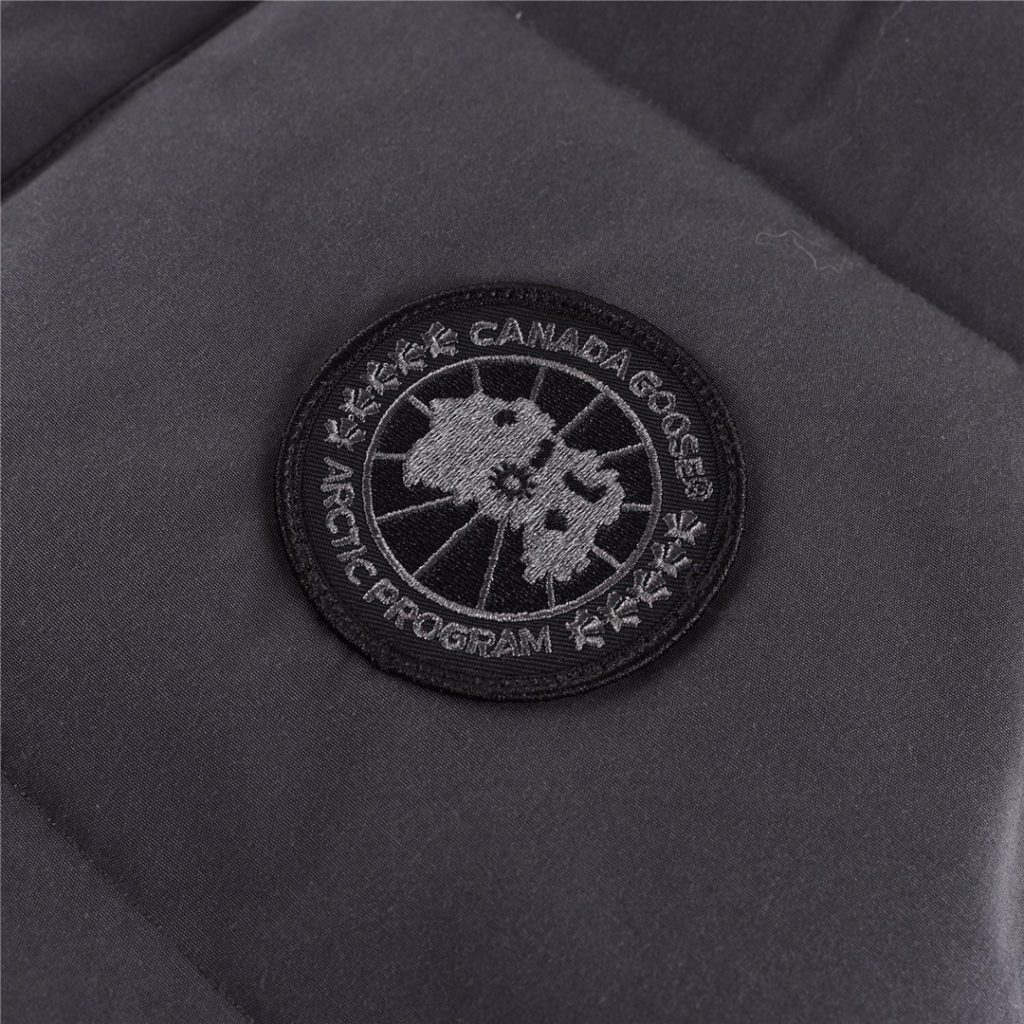 CANADA GOOSE（カナダグース）🖤【】カナダグース ダウンフィルコート レディース ロングパーカー 防寒 アウトドア 🧥✨ - 画像 3
