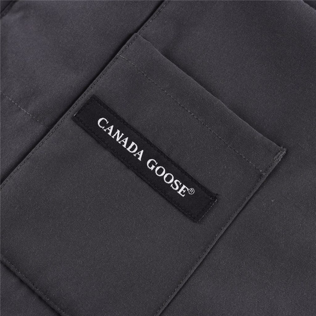 CANADA GOOSE（カナダグース）🖤【】カナダグース ダウンフィルコート レディース ロングパーカー 防寒 アウトドア 🧥✨ - 画像 4