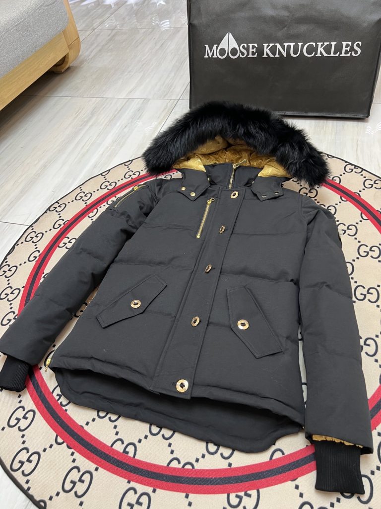 Moncler モンクレール【MONCLER】モンクレール ダウンジャケット 人気モデル✨ 軽量&高保温🥊 正規取扱店🛒 秋冬新作🎯 - 画像 4