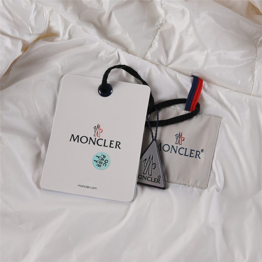Moncler モンクレール🛍️✨【モンクレール ダウンジャケット】人気のロング丈 秋冬 レディース 高級ダウンコート🕊️🔥 - 画像 7
