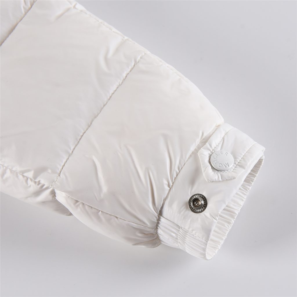 Moncler モンクレール🛍️✨【モンクレール ダウンジャケット】人気のロング丈 秋冬 レディース 高級ダウンコート🕊️🔥 - 画像 8