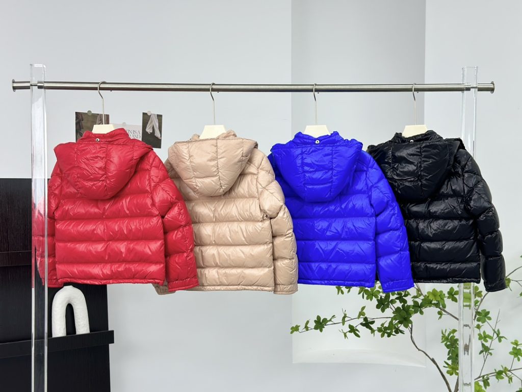 Moncler モンクレール【新作】モンクレール ダウンジャケット レディース✨ 秋冬必須🎯 高級素材使用❄️ 4点画像有🛍️ - 画像 4