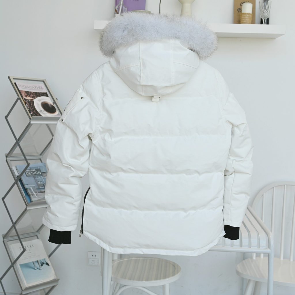 Moncler モンクレール【2023新作】モンクレール ダウンジャケット レディース✨ 軽量 保温 防水 フード付き🛒🥰🕊️ - 画像 4