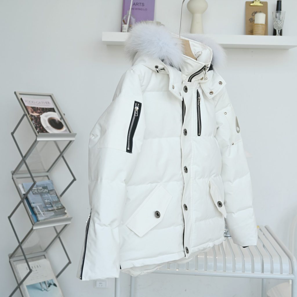 Moncler モンクレール【新作】モンクレール ダウンジャケット レディース✨ 秋冬必須アイテム🕊️ 高級素材使用🎯 保温性抜群 - 画像 3