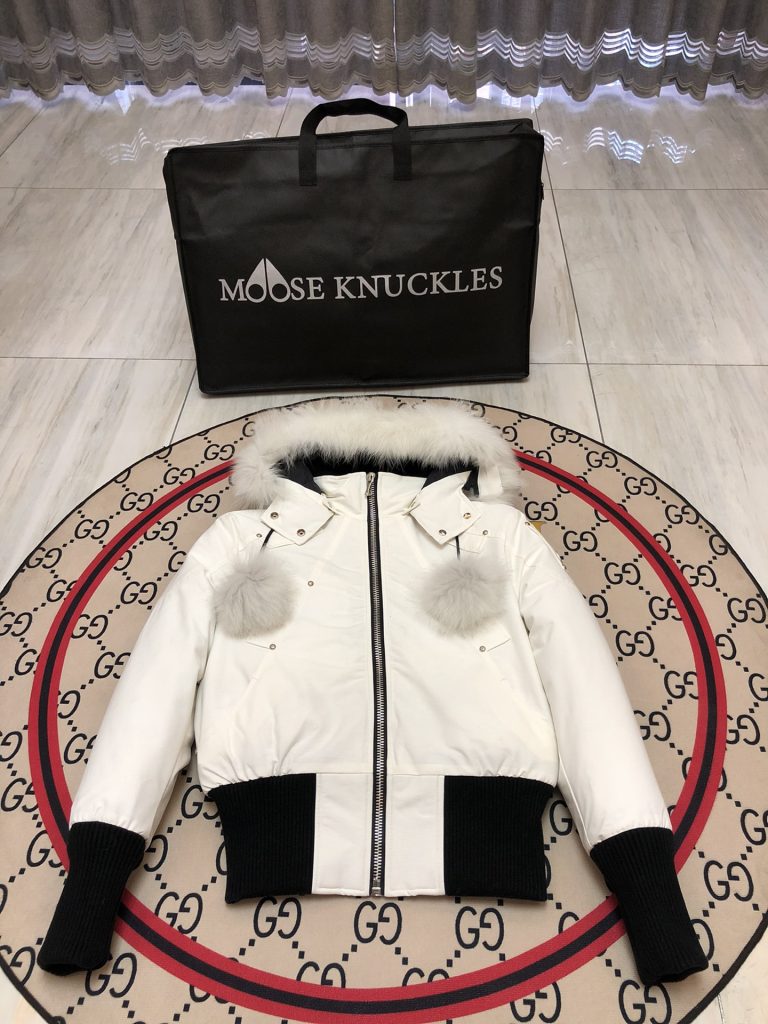 Moncler モンクレール【新作】モンクレール ダウンジャケット レディース✨ 2023年秋冬 最新作 フード付き ロング丈 保温性◎🦢 軽量 高級ダウンコート🎯 - 画像 2