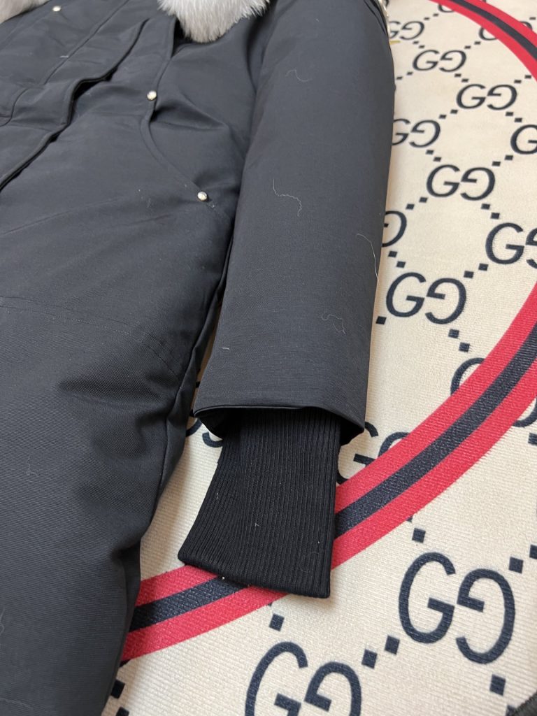 Moncler モンクレール【2023新作】モンクレール ダウンジャケット レディース✨ 秋冬必須の高級ダウンコート🎀 保温性抜群❄️ プレゼントに最適🎁 - 画像 6