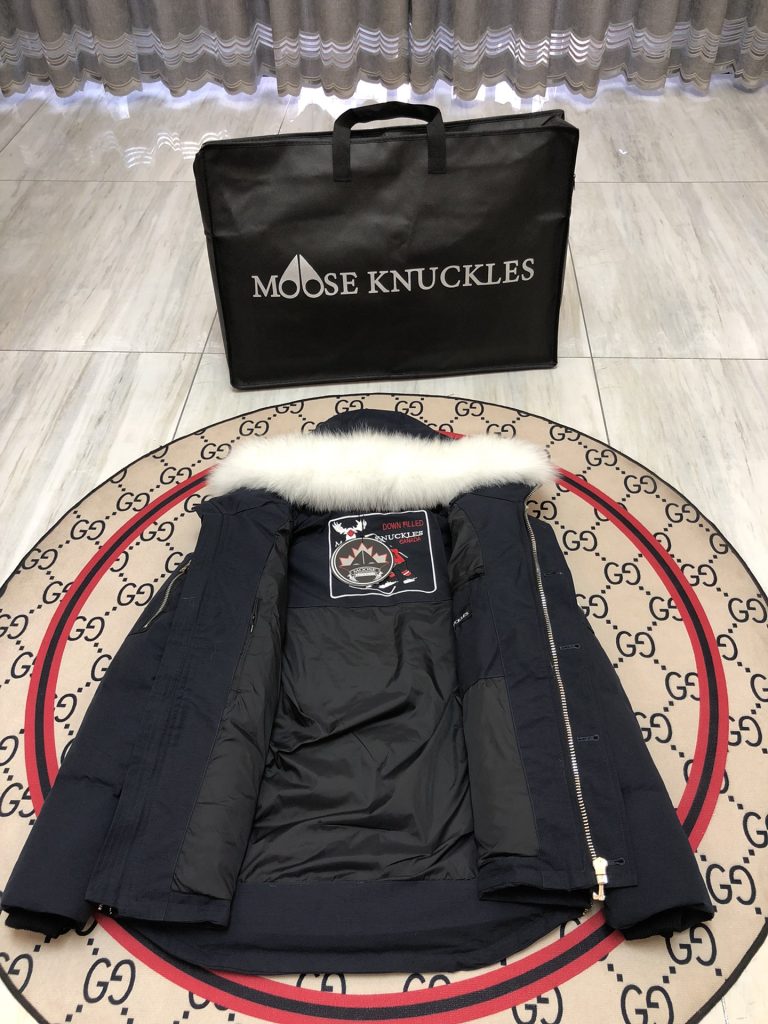 Moncler モンクレール【新作】モンクレール ダウンジャケット 2023年秋冬コレクション✨ フード付きロング丈 軽量暖か🥰 高級素材使用🎯 大人気モデル💕 - 画像 4