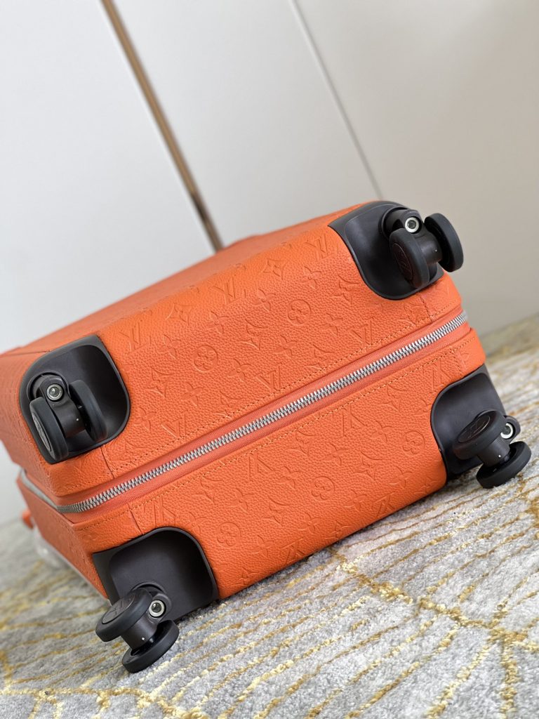 【ルイヴィトン】ホライズン トランク モノグラム帆布 レザー保護コーナー 旅行ステッカー付き 上品で実用的な旅行コンパニオン - 画像 6