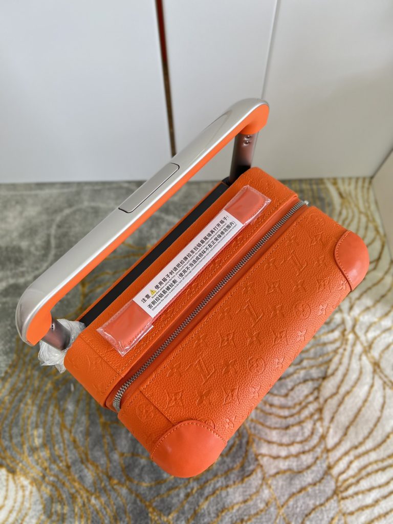 【ルイヴィトン】ホライズン トランク モノグラム帆布 レザー保護コーナー 旅行ステッカー付き 上品で実用的な旅行コンパニオン - 画像 7