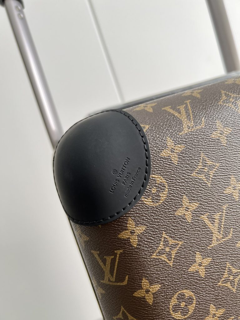 【ルイヴィトン】ホライズン キャリーバッグ モノグラム柄 レザー保護コーナー 上品で実用的な旅行用トランク - 画像 2