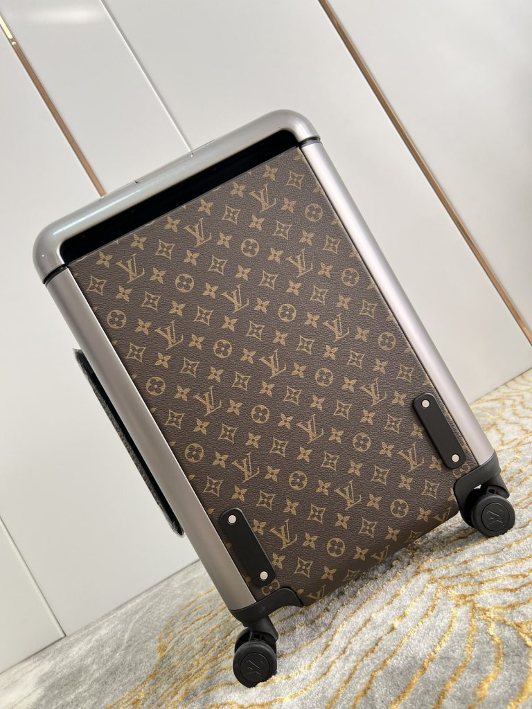 【ルイヴィトン】ホライズン キャリーバッグ モノグラム柄 レザー保護コーナー 上品で実用的な旅行用トランク - 画像 5
