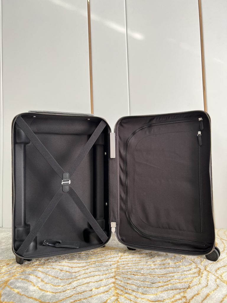 【ルイヴィトン】ホライズン キャリーバッグ モノグラム柄 レザー保護コーナー 上品で実用的な旅行用トランク - 画像 8