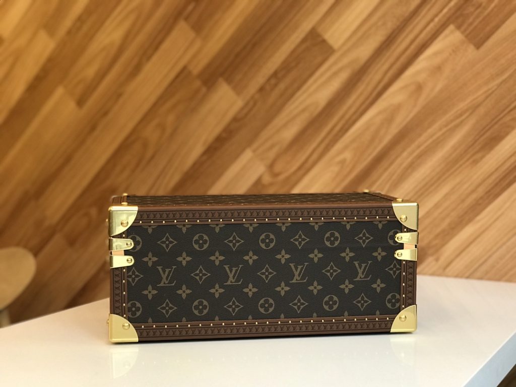 【ルイヴィトン】多宝聚財ハードトランク 小物収納ボックス 2段仕切り 高級木製 上品な逸品 - 画像 2