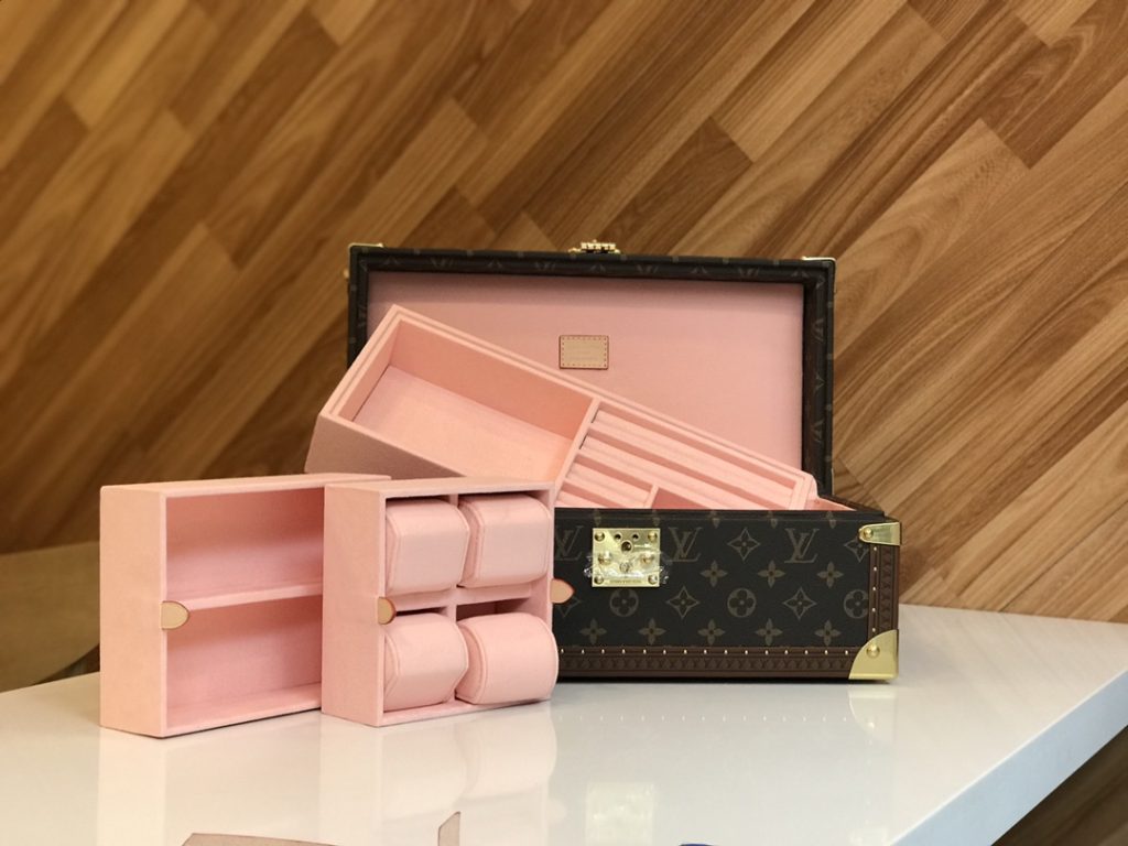 【ルイヴィトン】多宝聚財ハードトランク 小物収納ボックス 2段仕切り 高級木製 上品な逸品 - 画像 5