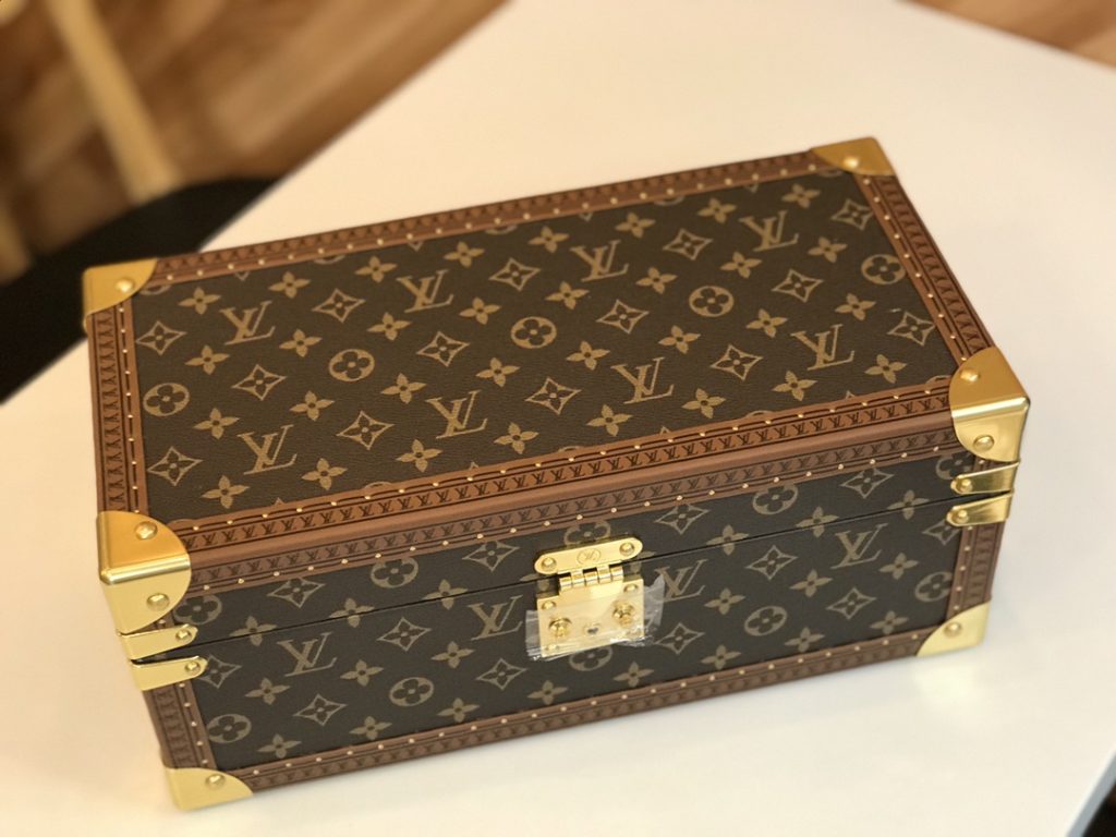 【ルイヴィトン】多宝聚財ハードトランク 小物収納ボックス 2段仕切り 高級木製 上品な逸品 - 画像 8