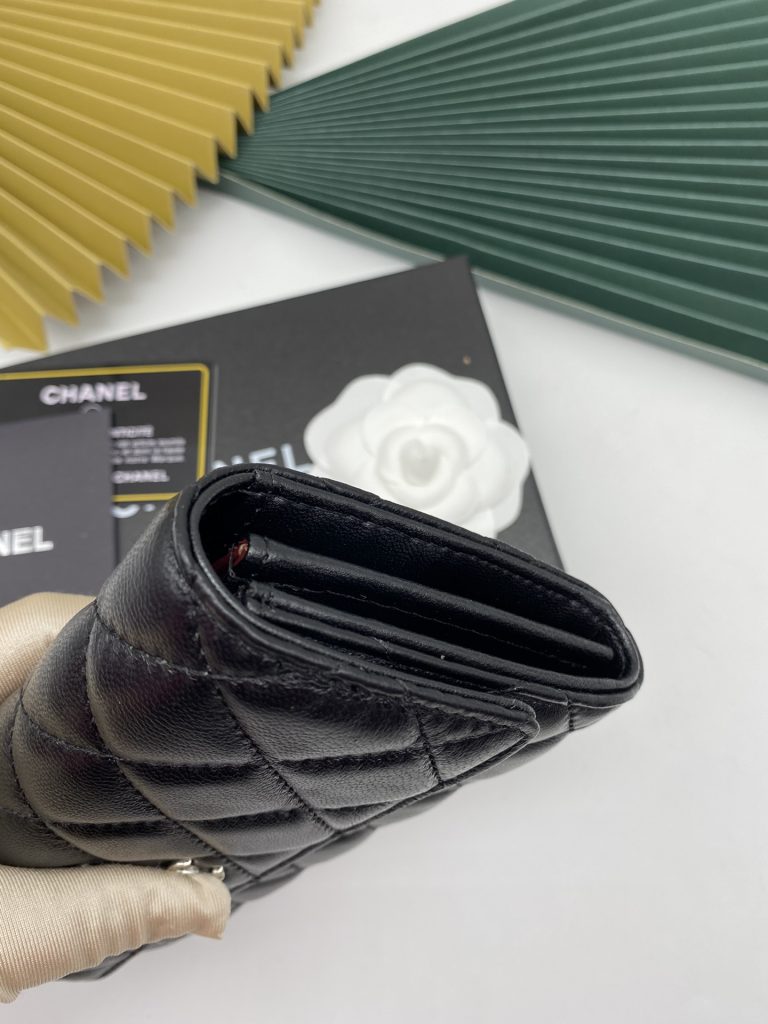 【シャネル】キャビアスキン 長財布 ココマーク金具 ブラック 上品で実用的なレディースウォレット - 画像 8