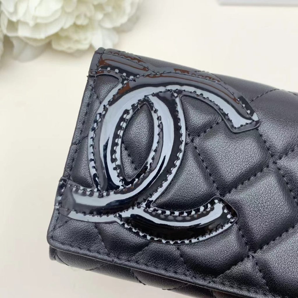 【シャネル】キャビアスキン 長財布 ココマーク金具 上品なブラックのレディースウォレット - 画像 5