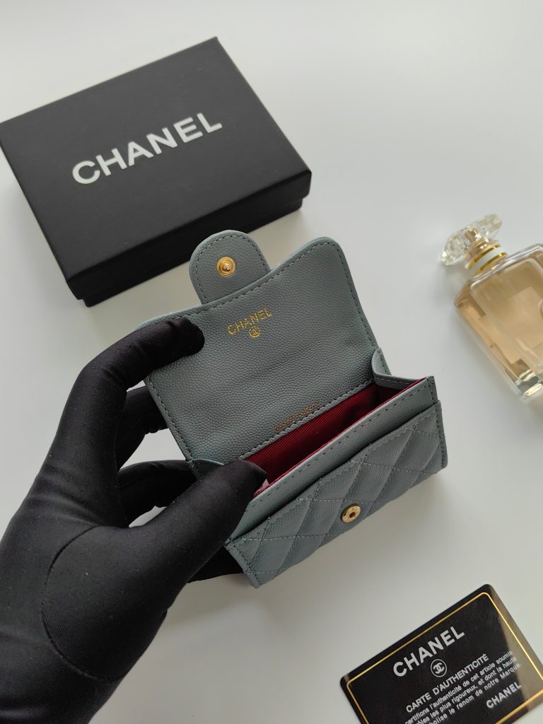 【シャネル】キャビアスキン 長財布 ココマーク金具 ブラック 上品で実用的なレディースウォレット - 画像 6