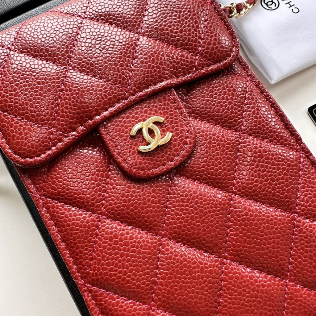 【シャネル】キャビアスキン トリプリーツウォレット ココマーク金具 上品なブラックの長財布 - 画像 3