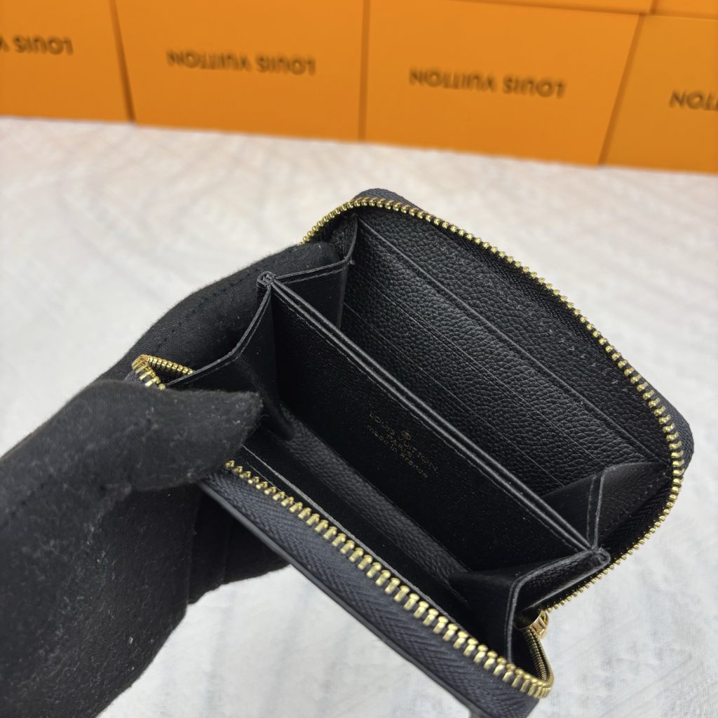 ルイヴィトン（LOUIS VUITTON） 長財布 モノグラム クラシックなデザイン 金具美品 上品で高級感あふれる逸品 - 画像 7