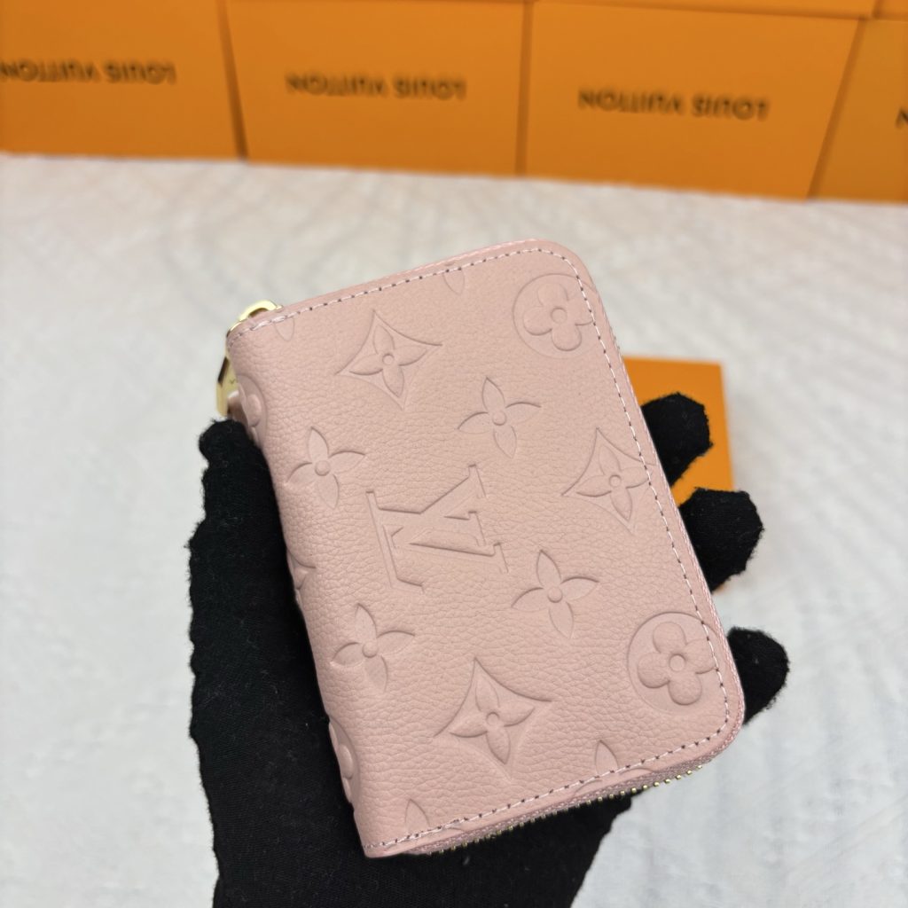 ルイヴィトン（LOUIS VUITTON） 長財布 モノグラム クラシックなデザイン 上質なレザー 上品で高級感あふれる逸品 - 画像 3